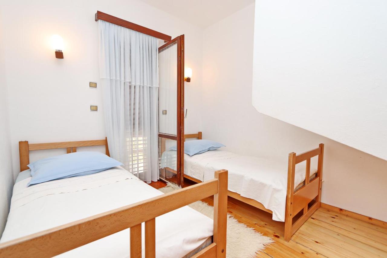 Apartments By The Sea Prizba, Korcula - 4484 Екстериор снимка